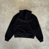 IT! Hoodie Black - Cropped Fit